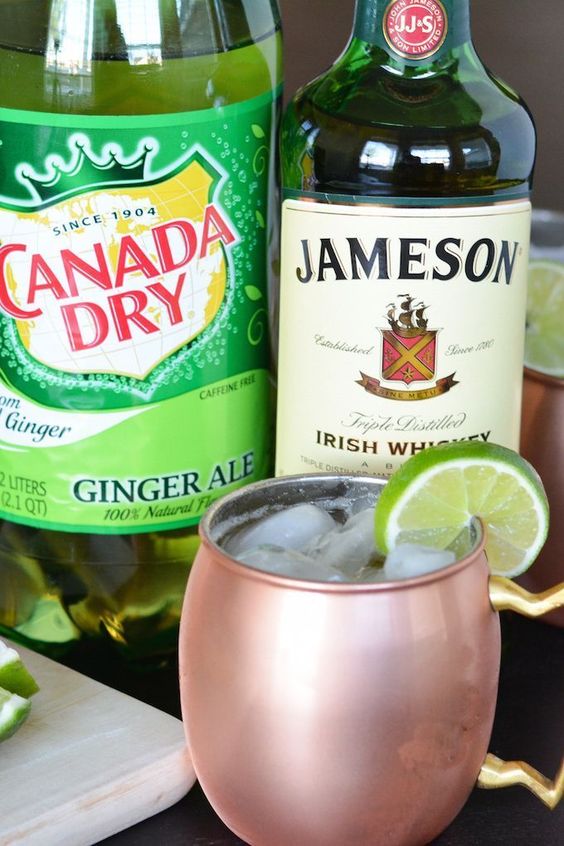 This Irish Mule combines Irish whiskey, ginger ale and lime for a fun twist on the classic Russian cocktail.