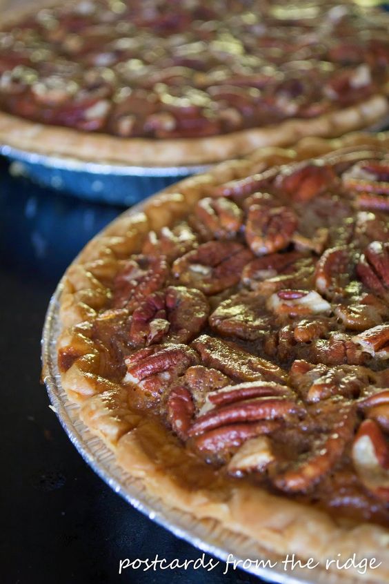 Bet you never thought of adding Jack Daniel's to your pecan pie recipe! A great recipe for events like Thanksgiving, heck for any time really, give it a try, you wont be disappointed! #pecanpie #jackdaniels