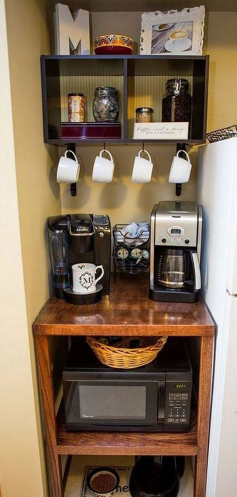 Small Coffee Bar Ideas - Small DIY coffee station idea for a small appartments and homes, great home coffee bar idea!