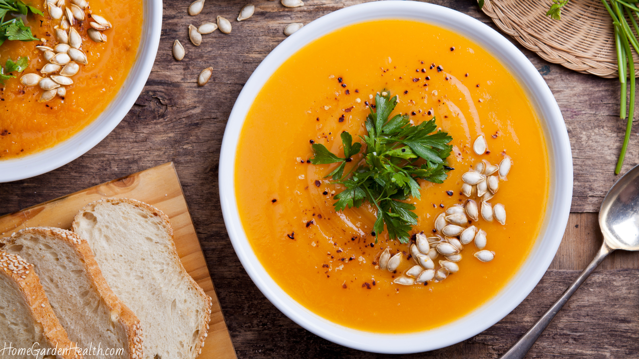 spiced pumpkin soup for fall or winter